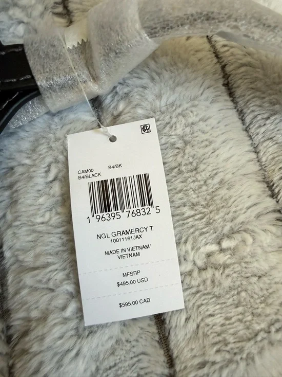 Coach Gramercy Tote Bag. Black Leather Tote with Gold Hardware - Picture 3 of 5